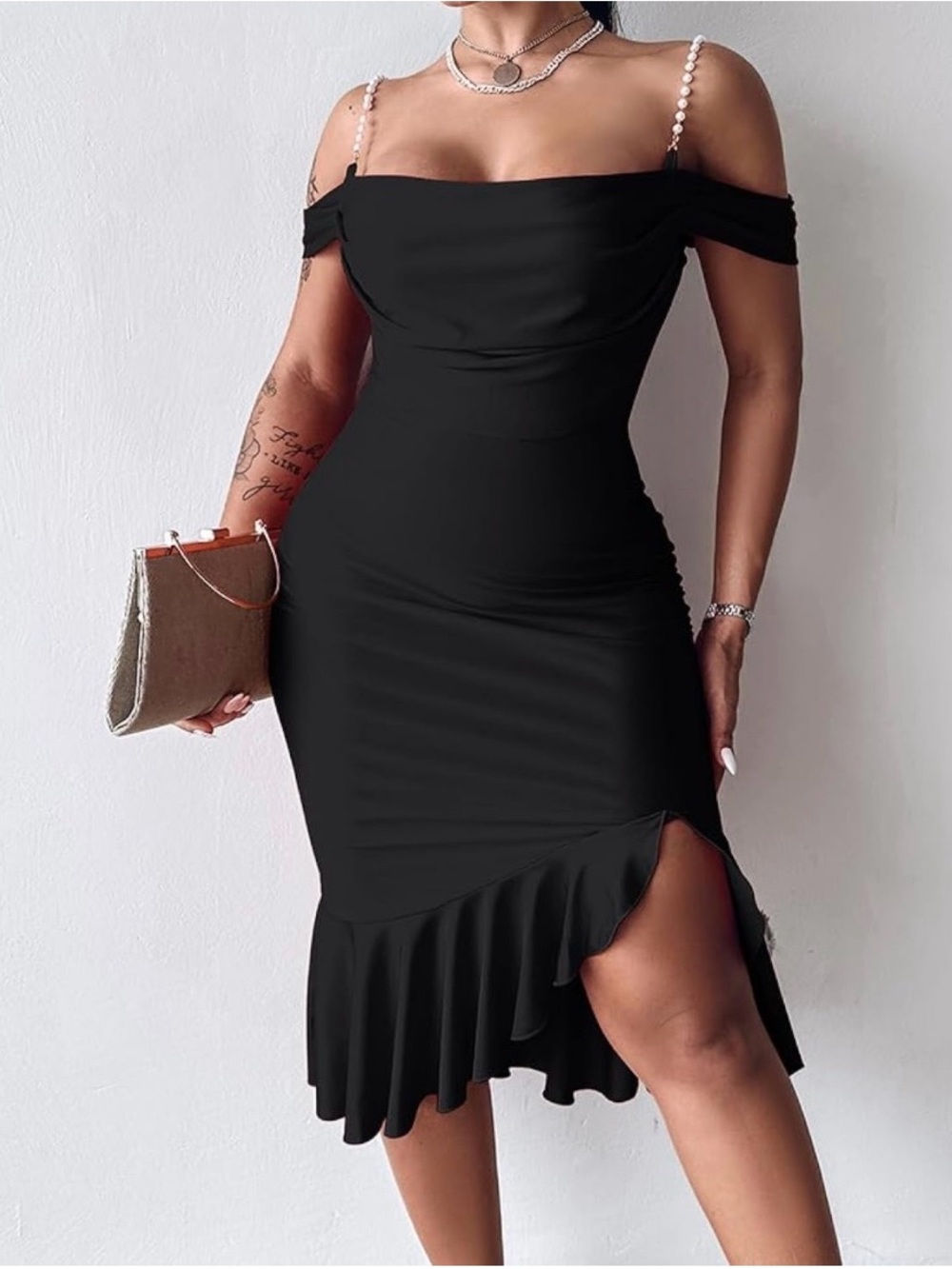 Elegant Black Off-Shoulder Ruffle Hem Dress - Picture 5 of 5